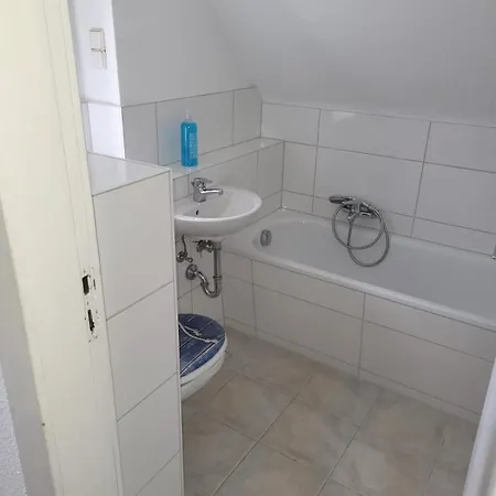 Monteur-haus Heinrich Marzahn, Hellersdorf, Lichtenberg